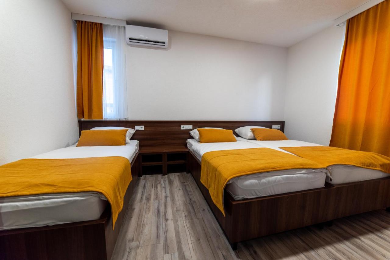 Apartments And Rooms Villa Majestic Bihać Extérieur photo