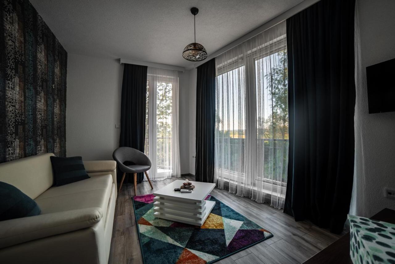 Apartments And Rooms Villa Majestic Bihać Extérieur photo